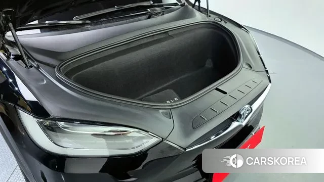 Tesla Model X id 3165997 из Кореи 16