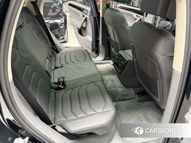 Volkswagen Touareg id 4271071 из Китая 34