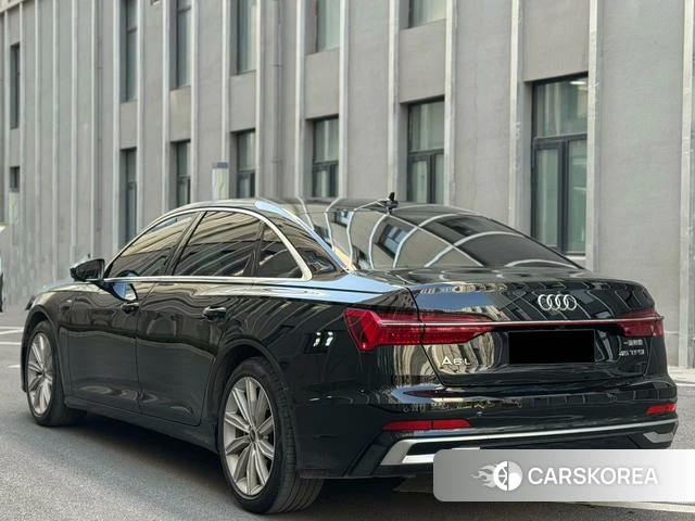 Audi A6L id 4334919 из Китая 13