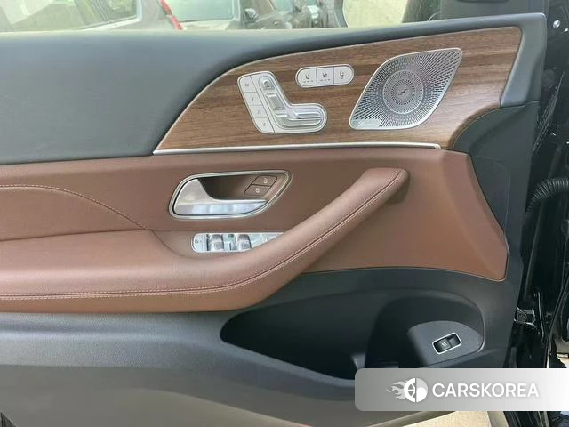 Mercedes-Benz GLS 2024 Черный из Китая, фото 6