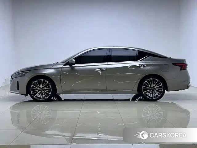 Nissan Altima id 4607059 из Китая 16