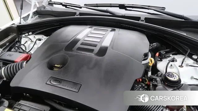 Land Rover Range Rover Velar id 3732600 из Кореи 16