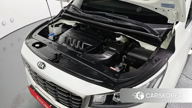 Kia The New Carnival id 3428678 из Кореи 16