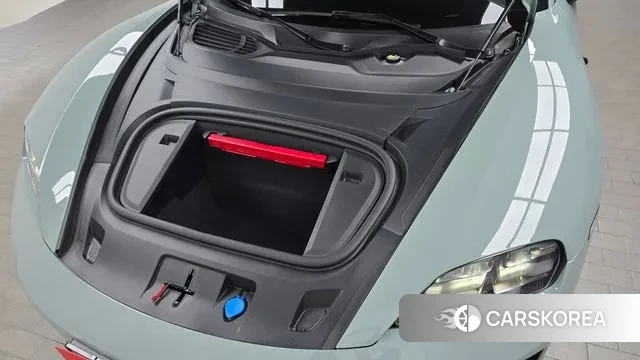 Porsche Taycan id 3471919 из Кореи 16