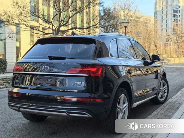 Audi Q5L 2022 Черный из Китая, фото 6