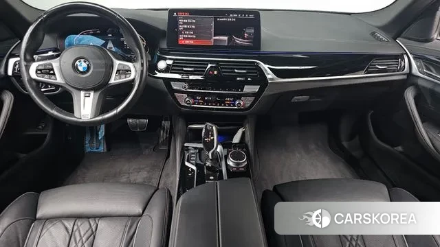 BMW 5 Series (G30) id 3044227 из Кореи 16