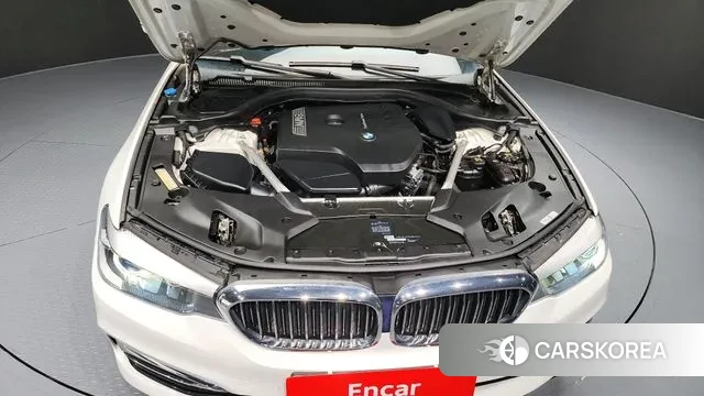 BMW 5 Series (G30) id 3391505 из Кореи 16