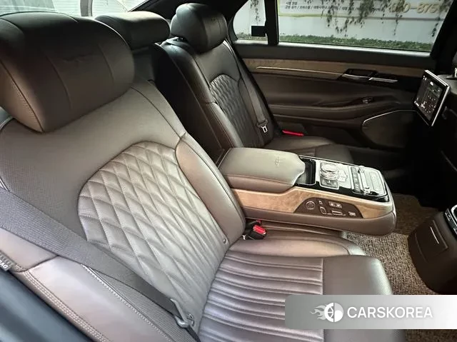 Genesis G90 id 3476748 из Кореи 12