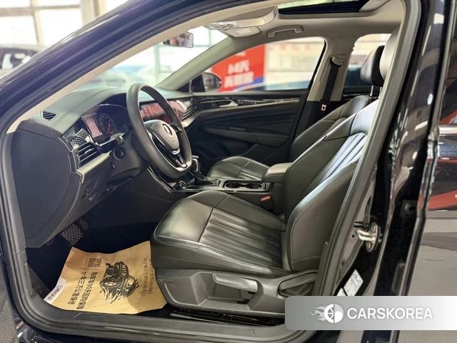 Volkswagen Passat id 4257711 из Китая 24