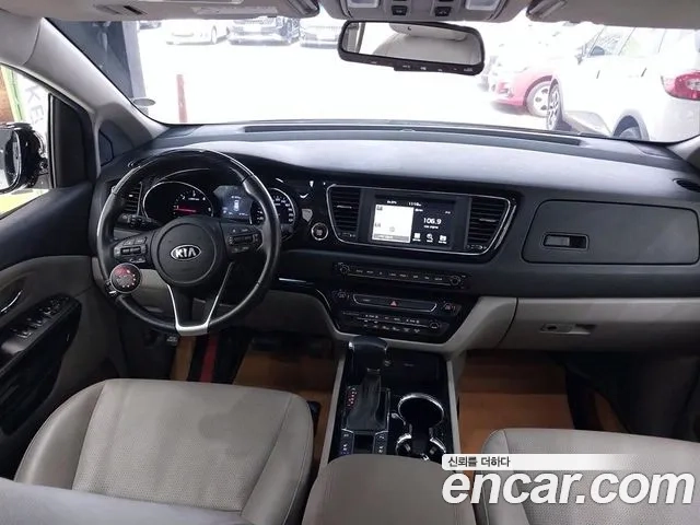 Kia The New Carnival id 2912818 из Кореи 16