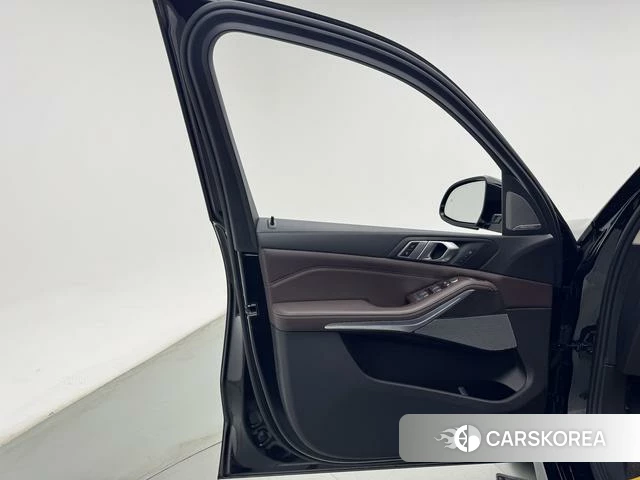 BMW X5 id 4300924 из Китая 24