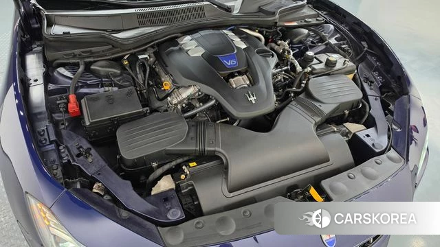 Maserati Ghibli id 4776474 из Кореи 30