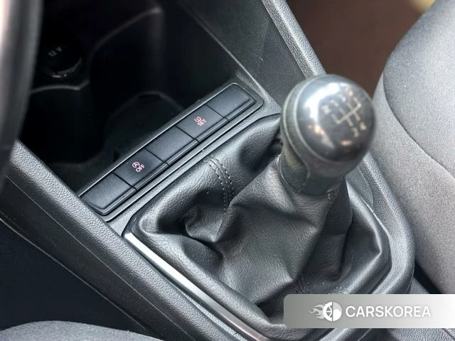 Volkswagen Santana id 4279115 из Китая 17