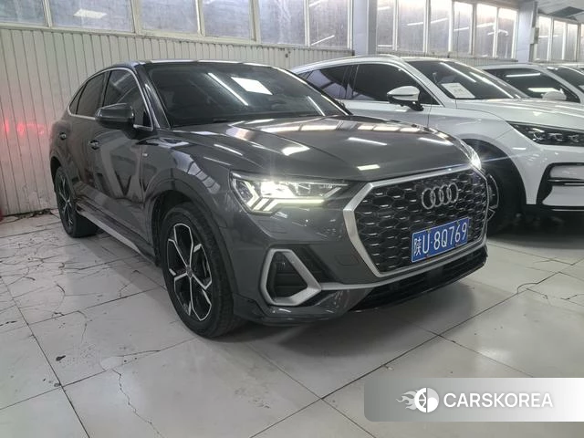 Audi Q3 Sportback 2021 Темно-серый из Китая, фото 6