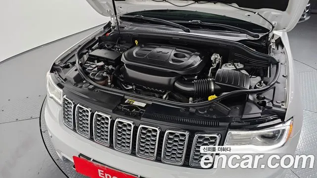 Jeep Grand Cherokee id 2699116 из Кореи 16