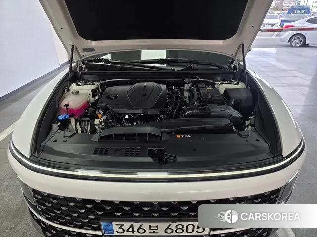 Hyundai Grandeur (GN7) id 3452497 из Кореи 16