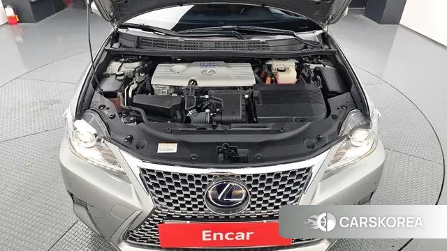 Lexus CT200h id 3578619 из Кореи 16