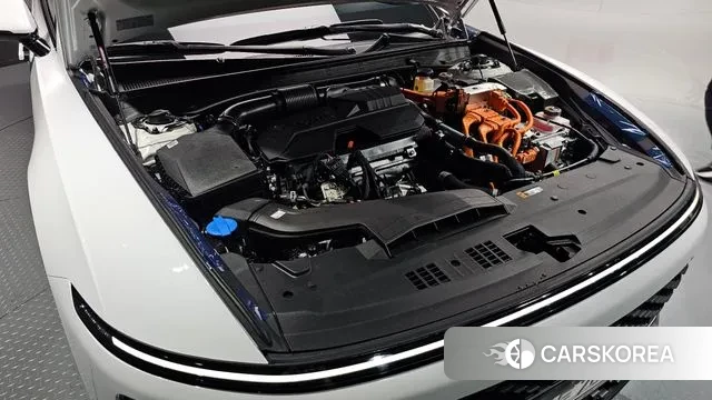 Hyundai Grandeur Hybrid (GN7) id 3732029 из Кореи 16