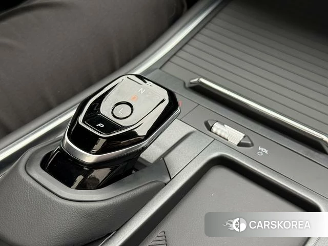 Ford Sharp World 2025 Черный из Китая, фото 6
