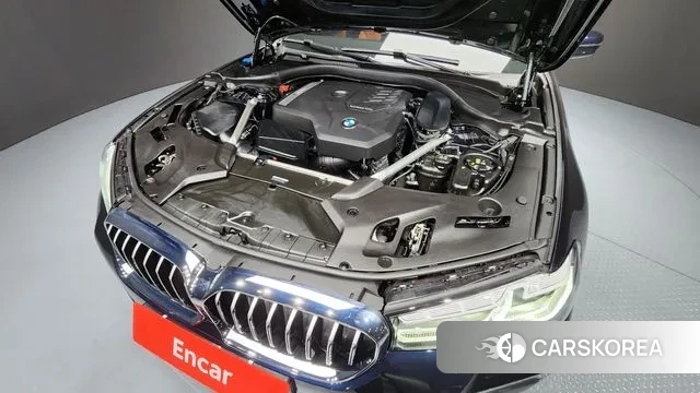 BMW 5 Series (G30) id 3405506 из Кореи 16