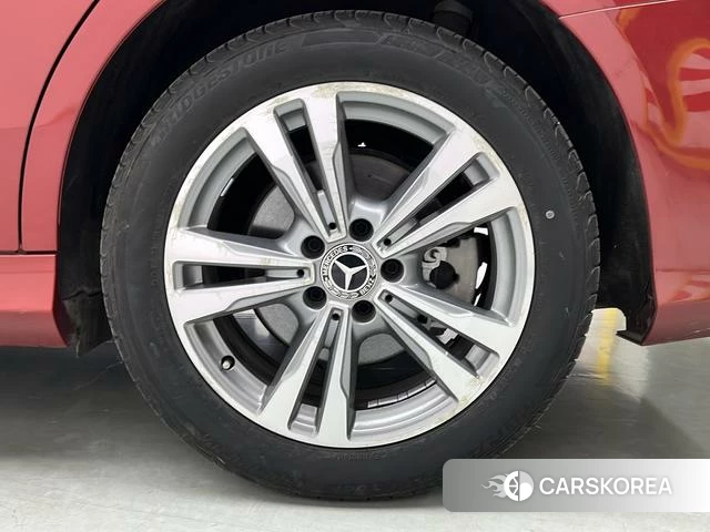 Mercedes-Benz Class C id 4235877 из Китая 16