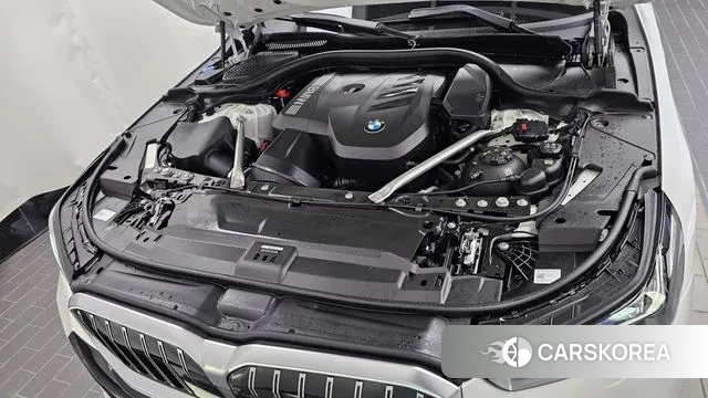 BMW 5 Series (G60) id 3441936 из Кореи 16