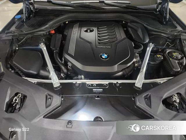 BMW 8 Series (G15) id 3586927 из Кореи 16