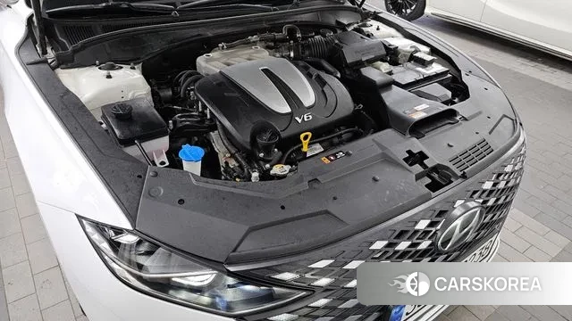 Hyundai The New Grandeur IG id 3053382 из Кореи 16