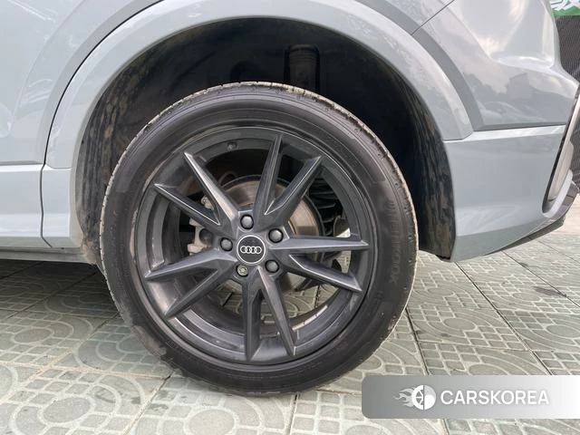 Audi Q2L id 4273845 из Китая 19