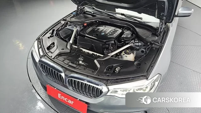 BMW 5 Series (G30) id 3313505 из Кореи 16