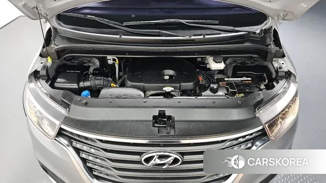 Hyundai The New Grand Starex id 3176757 из Кореи 16