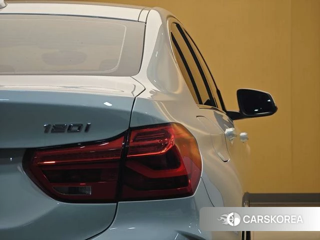 BMW 1 series id 4333683 из Китая 31