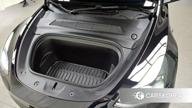 Tesla Model Y id 3538696 из Кореи 16