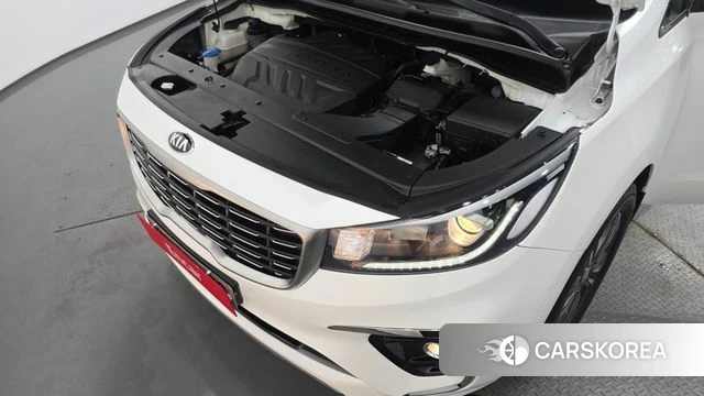 Kia The New Carnival id 4377708 из Кореи 16