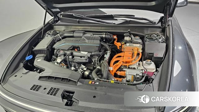 Hyundai Grandeur Hybrid (GN7) id 4432696 из Кореи 26