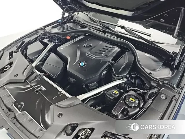 BMW 5 Series (G30) id 3707444 из Кореи 16