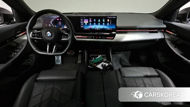 BMW 5 Series (G60) id 4302273 из Кореи 32