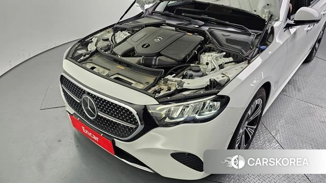 Mercedes-Benz E-Class W214 id 4315284 из Кореи 16