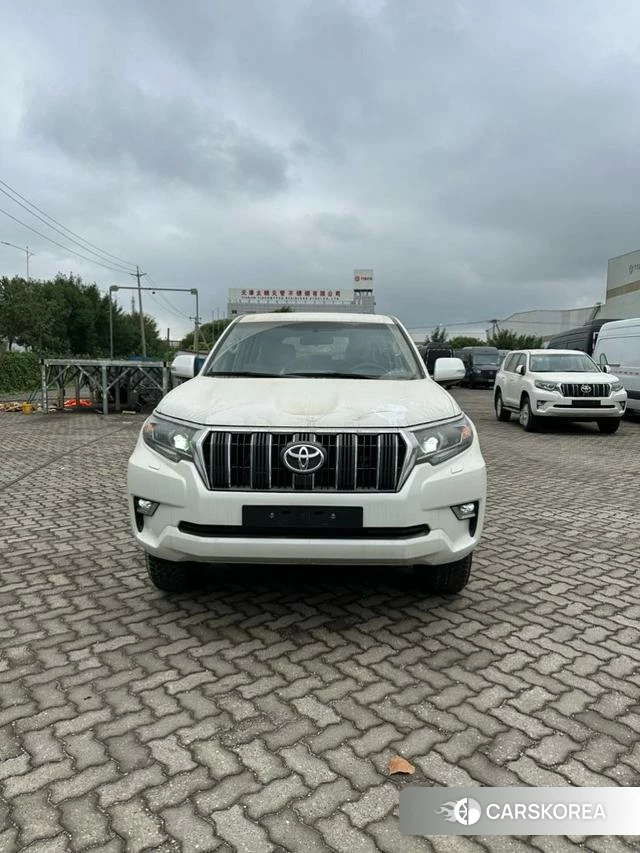 Toyota Prado (imported) 2023 Белый из Китая, фото 6