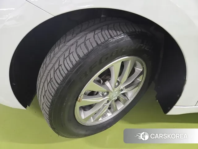 Hyundai The New Avante AD id 3374772 из Кореи 13