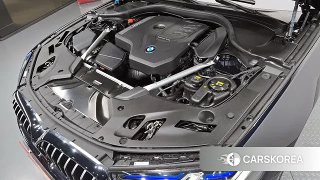 BMW 5 Series (G30) id 3701571 из Кореи 16