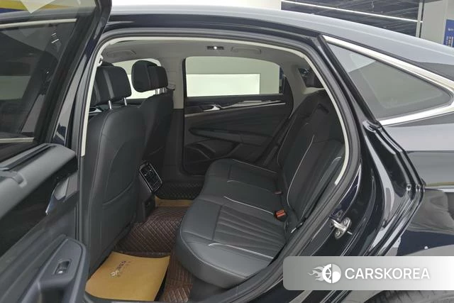 Volkswagen Passat id 4208237 из Китая 13