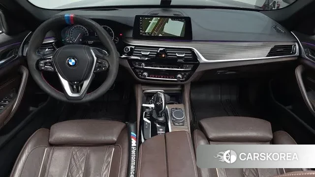 BMW 5 Series (G30) id 3520557 из Кореи 16