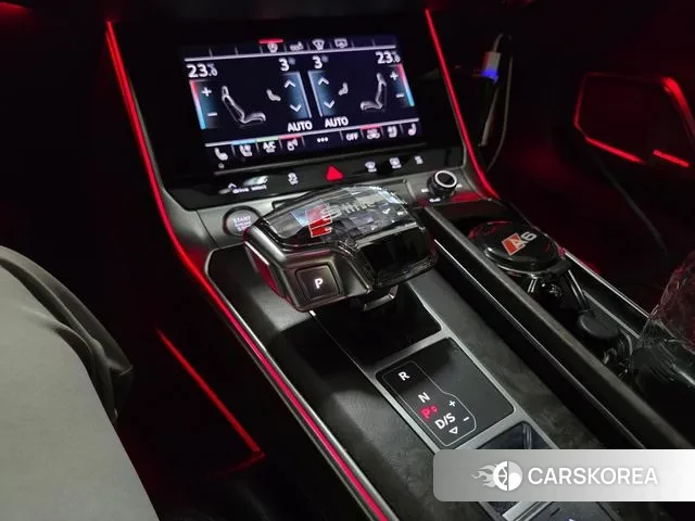 Audi A6 (C8) 2020 Черный из Кореи, фото 6