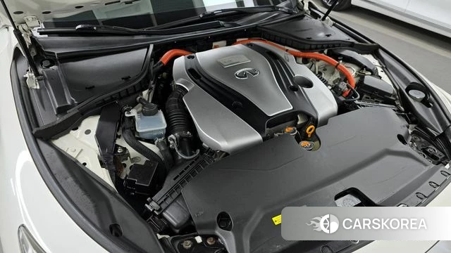 Infiniti Q50 id 4188611 из Кореи 16