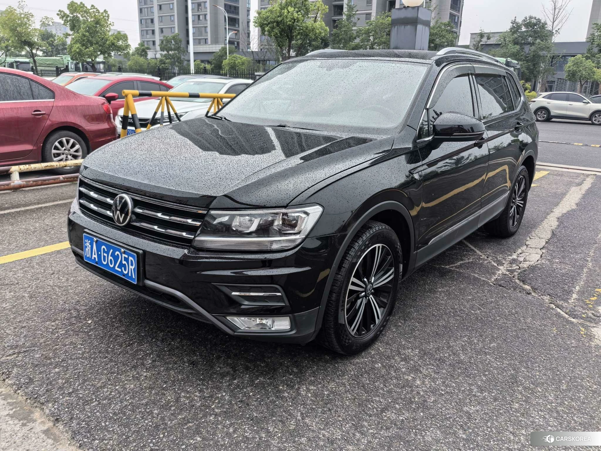 Volkswagen Tiguan L id 4512705 из Китая 10