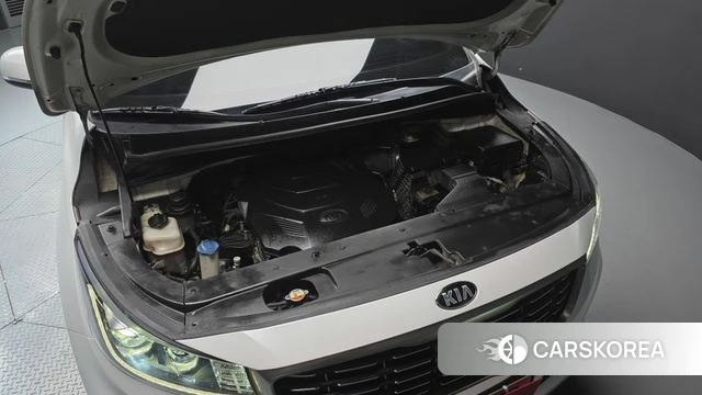 Kia The New Carnival id 4339396 из Кореи 16