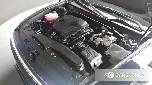 Hyundai Grandeur (GN7) id 3382928 из Кореи 16