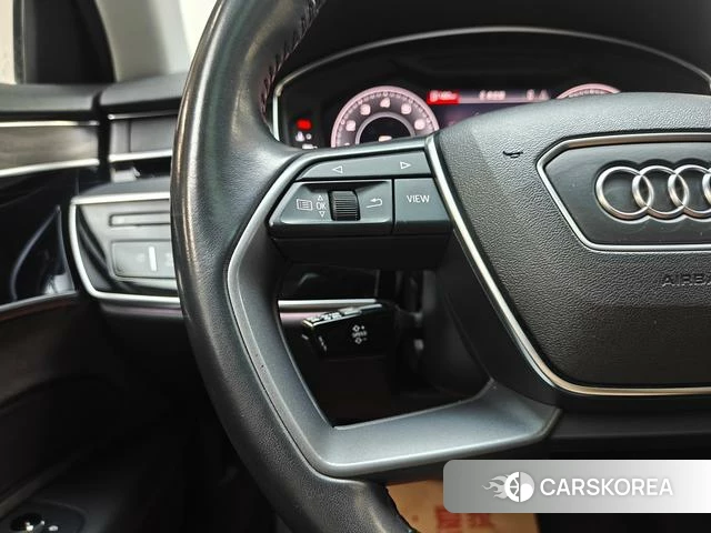 Audi A8 id 4208913 из Китая 18