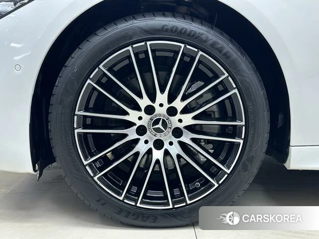 Mercedes-Benz Class C id 4301133 из Китая 17